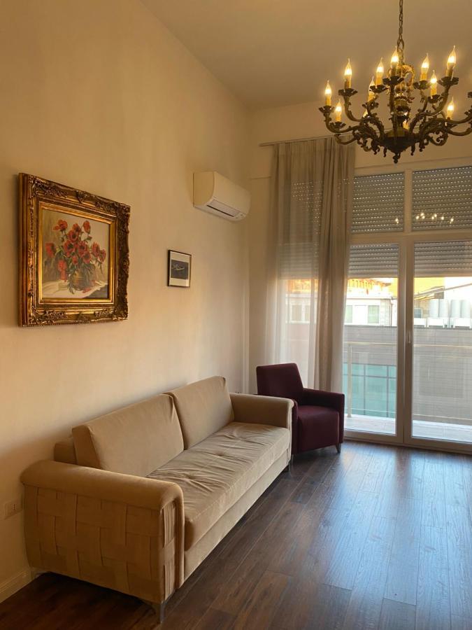Ambassador Tirana Apartment Екстер'єр фото