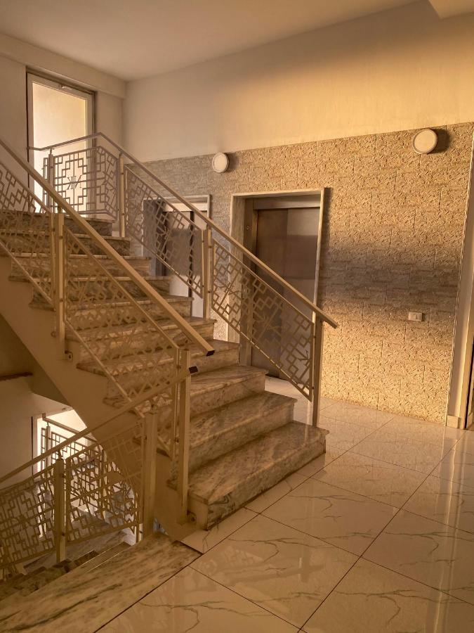 Ambassador Tirana Apartment Екстер'єр фото