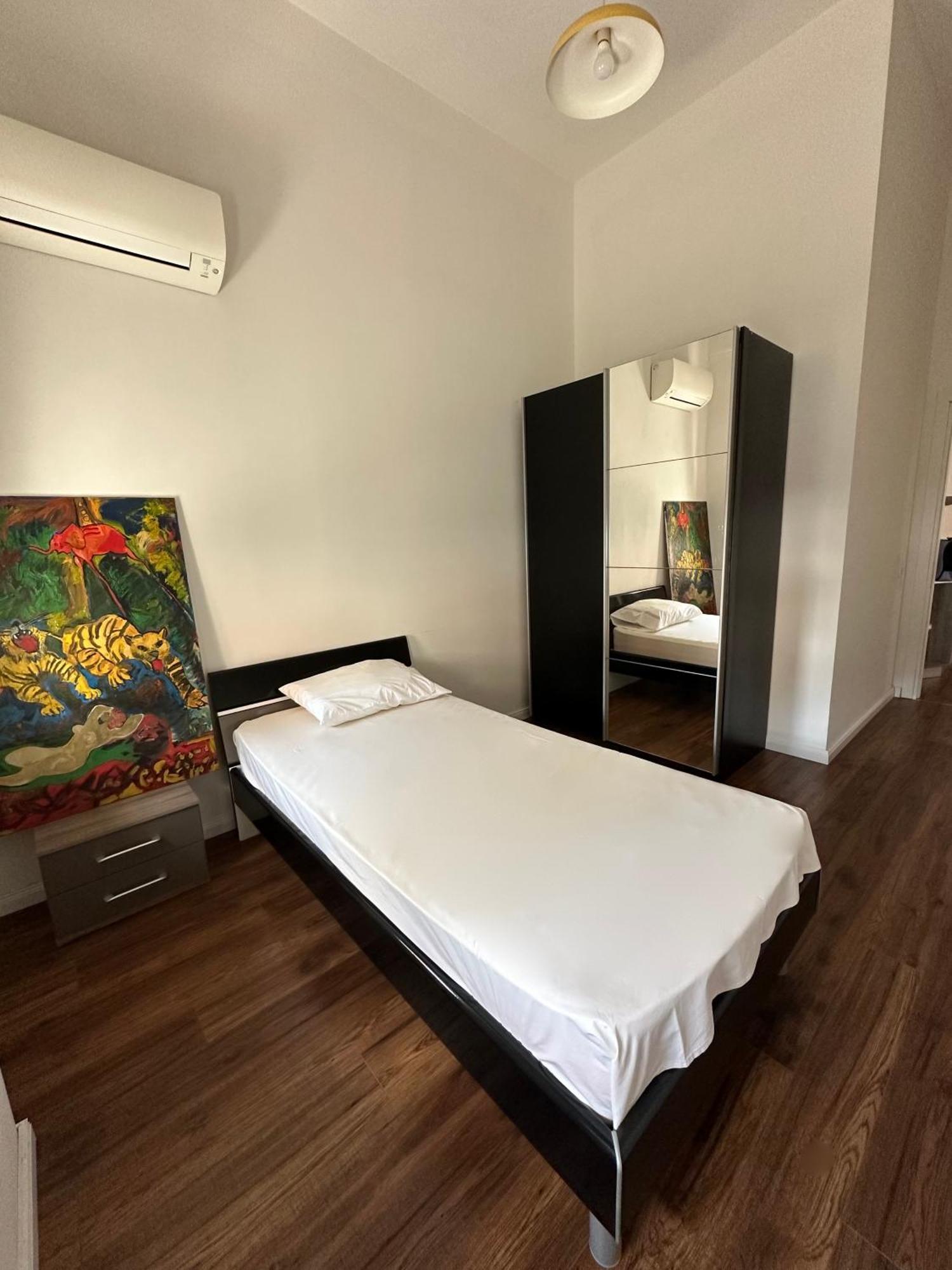 Ambassador Tirana Apartment Екстер'єр фото