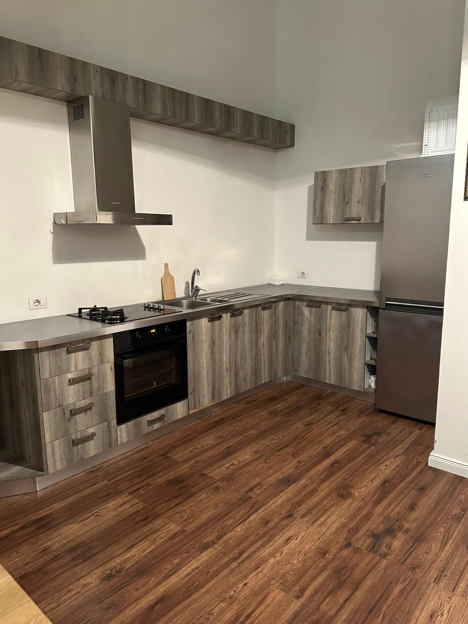 Ambassador Tirana Apartment Екстер'єр фото